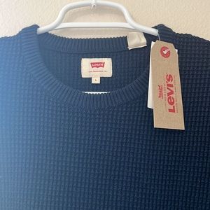 Levi’s mens waffle knit sweater. Navy blue. Size large. NWT